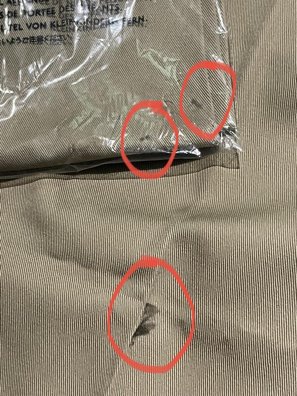 Dirt/grease spots