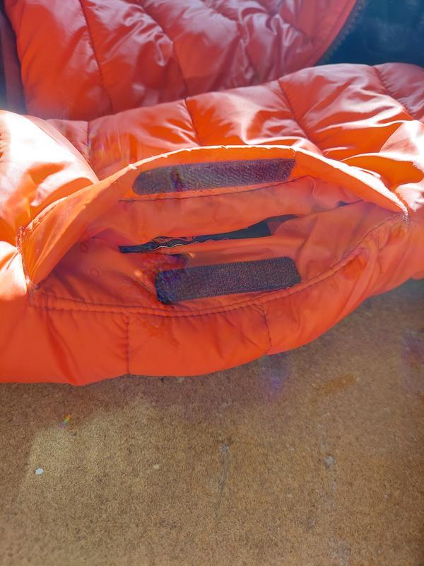 Poor design of velcro in pocket, shreds the cuff material