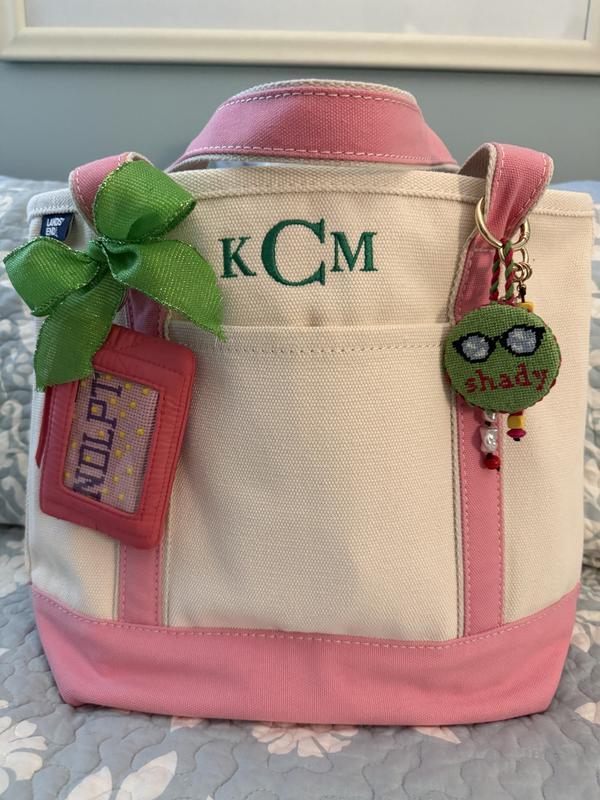 Customer photo for "Medium tote is perfect size!"