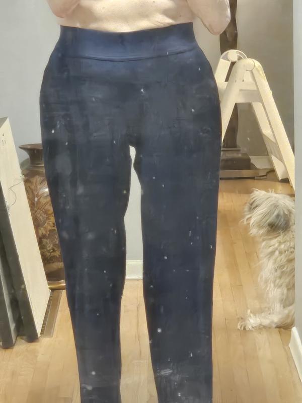 There's at least an inch of extra material on each side at the hip.