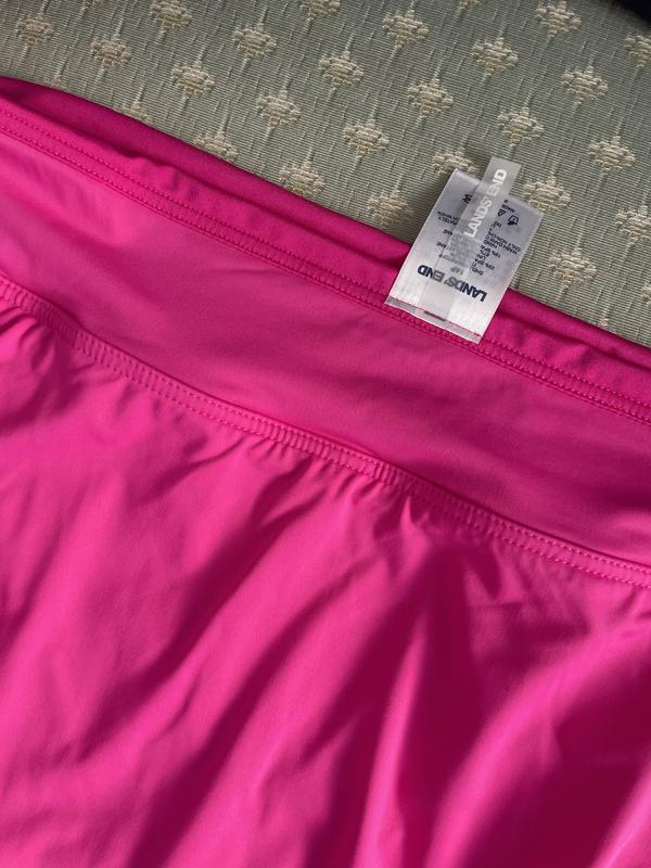 New swim skirt model...no elastic in waistband...size ticket on top