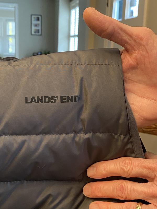 Unwanted cheap looking logo not mentioned in ordering info.