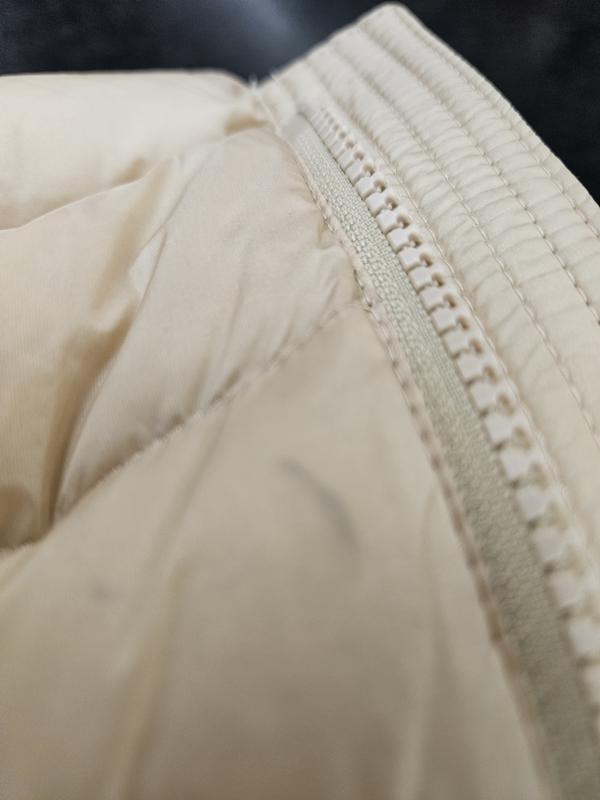 Note: this is not a spot, its a feather