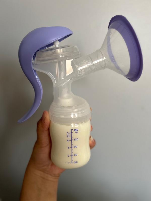 Lansinoh Manual Breast Pump, Hand Pump for Breastfeeding 