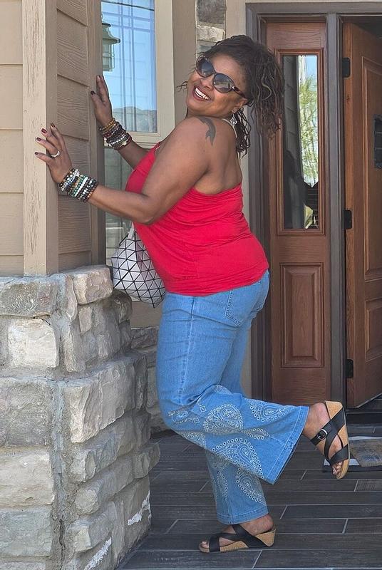 Review Thumbnail Image 0 248885536