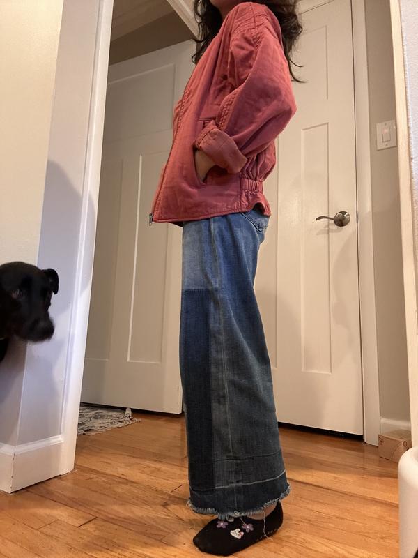 comes in at the beck, super flattering! peep my puppy