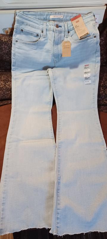 Flare bottom legs are stylish and trendy!