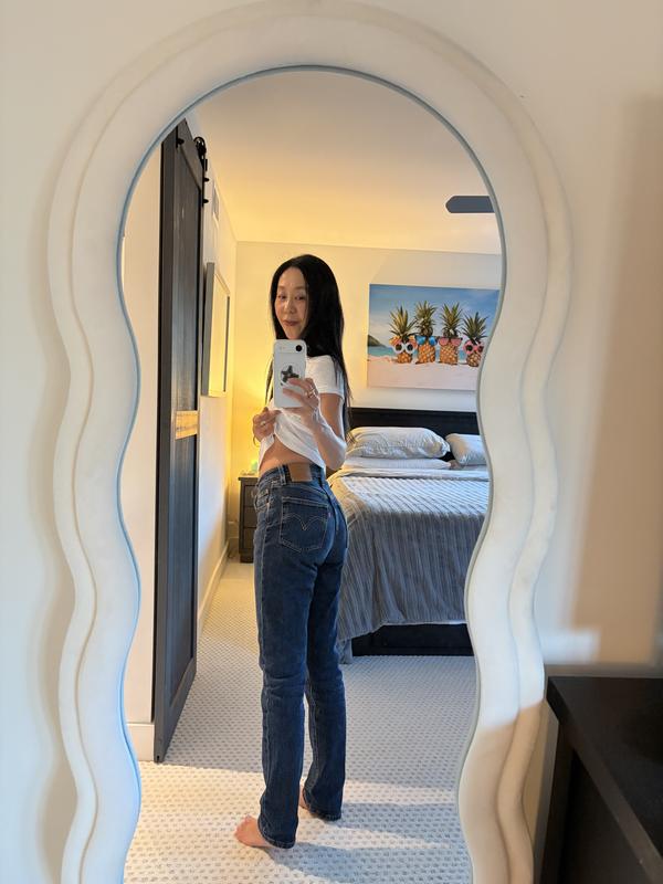 I have washed them once, and I really like the way the color faded. I am wearing size 23 with a 30-inch length, and I am 160 cm tall. The fit is perfect for me. They are very comfortable to wear and make my hips look nice!