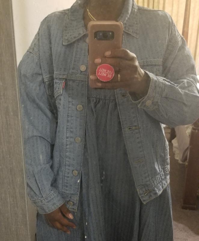 Great loose fit 90s style jacket
