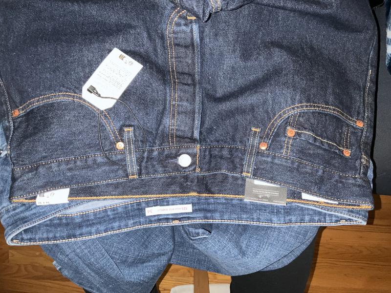 Same 34x32 size but 501 is much narrower waist.