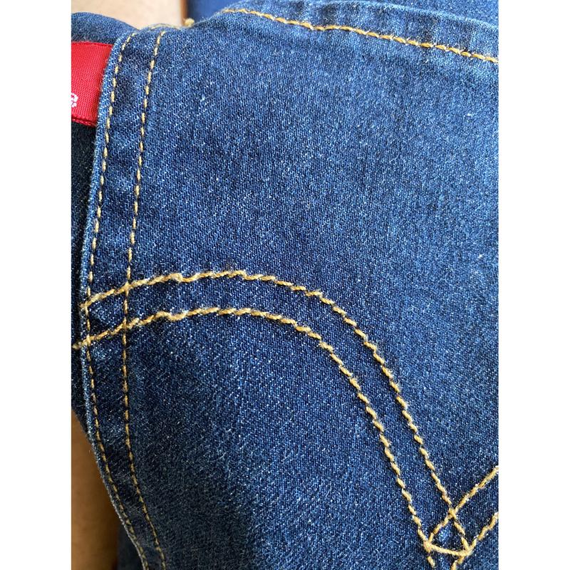 loose and wonky stitching