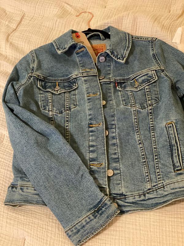 Flattering Trucker Jacket
