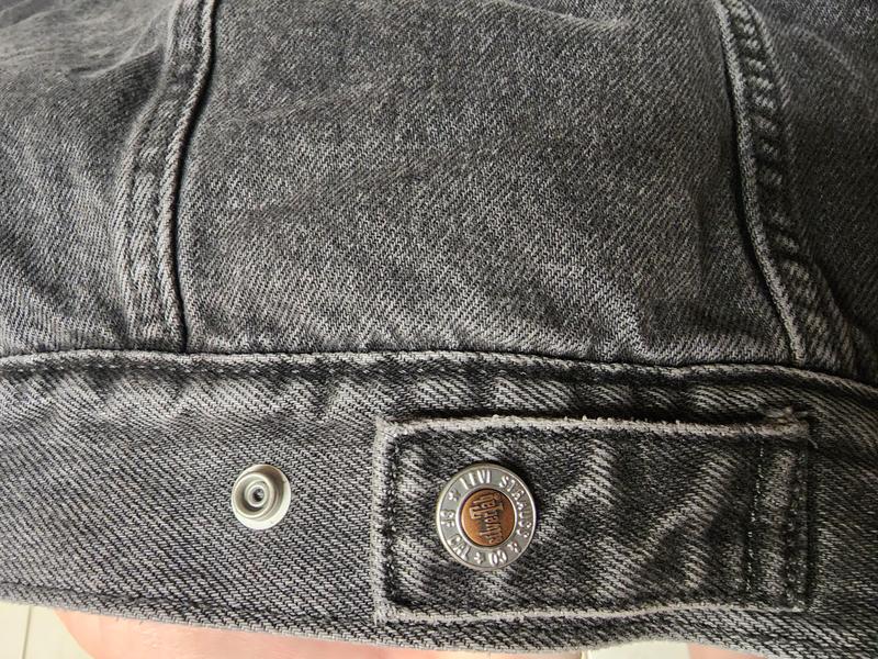 Can tighten waist a little
