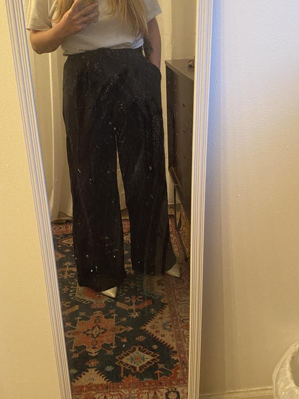 Trousers in black