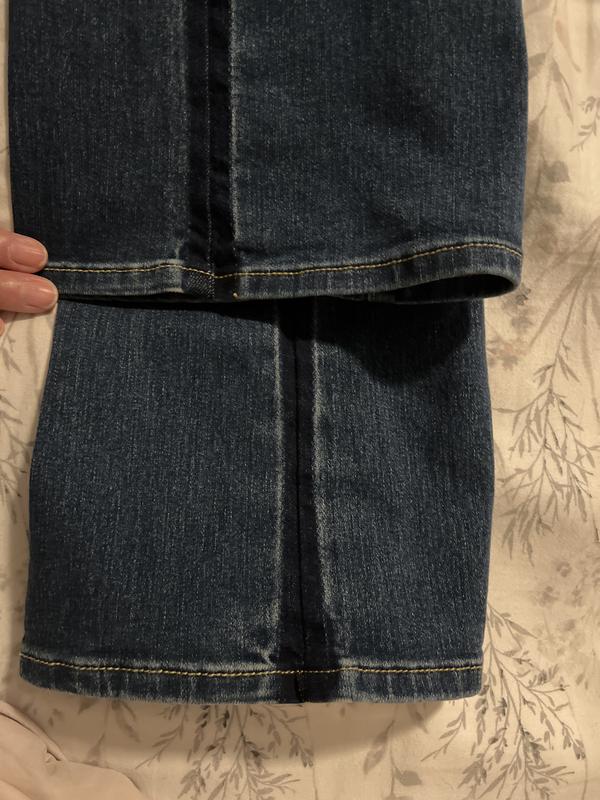 You can see the dark blue line from the top of the jeans all the way to the bottom. It’s not subtle either.