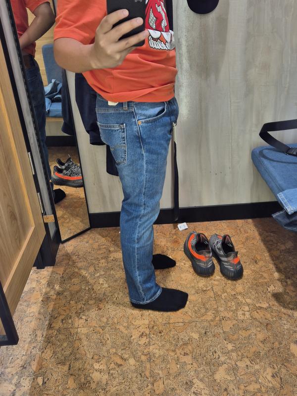 502 Taper Selvedge size 33