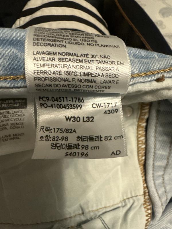 Customer carousel item 6.