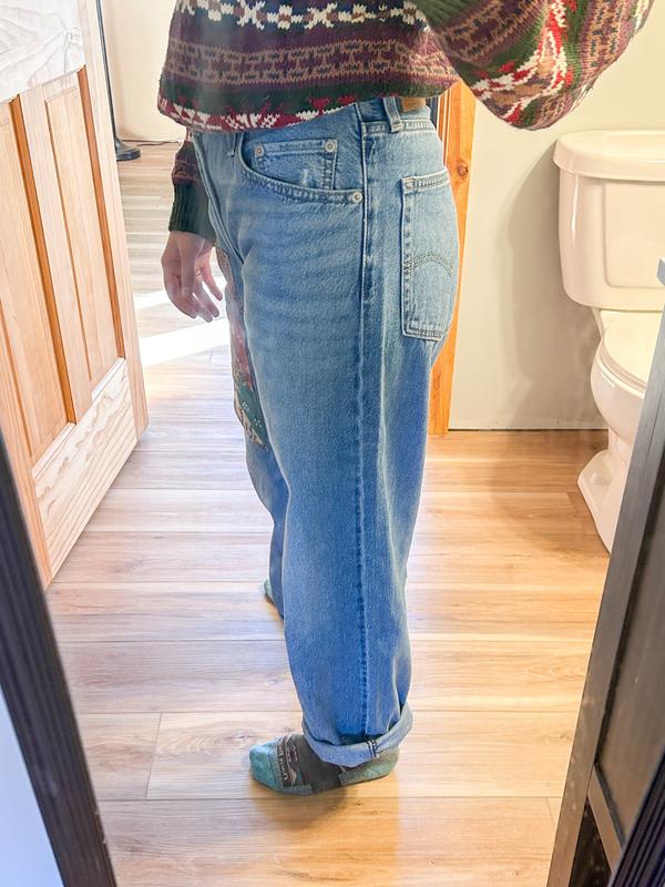 FYI I live somewhere cold and don’t love a breezy hole in my pants but do love quilting, so I put some patches over the distressed holes in these.