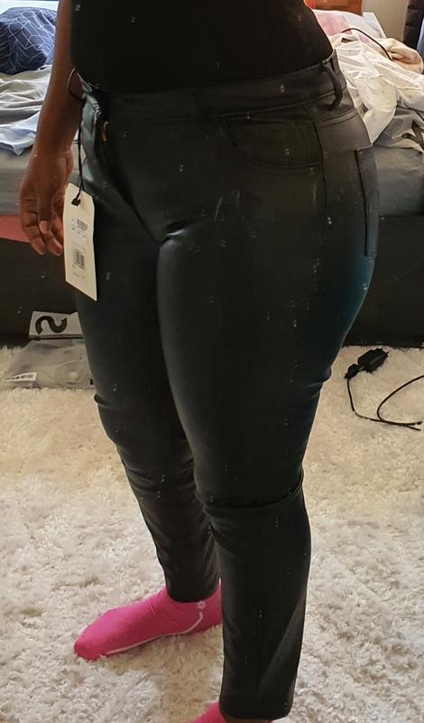 J'ai pris la taille29 taille normale
