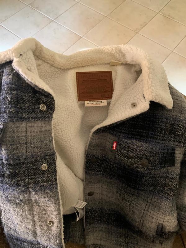 Sherpa trucker.
