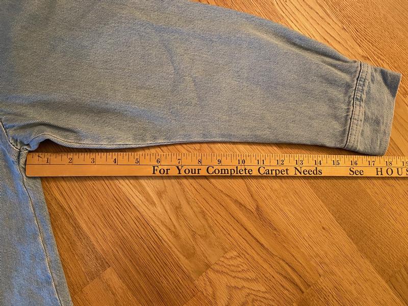 Body is loose so this falls longer than you'd think