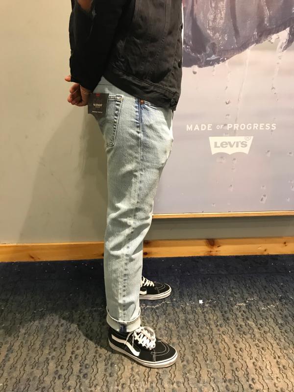 501 93’s side view