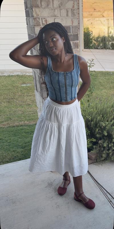 Leoni Midi skirt-cloud dancer is long, but the fabric is light enough for summer!