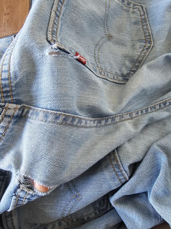 New jeans with manufacturing issue