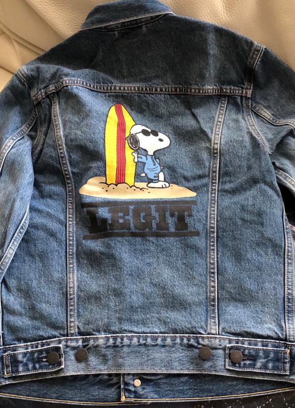 Levi s X Peanuts Trucker Jacket Medium Wash Levi s CA