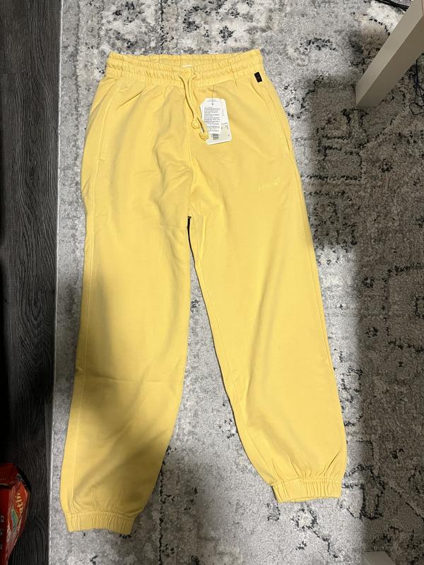 Red Tab™ Sweatpants - Yellow