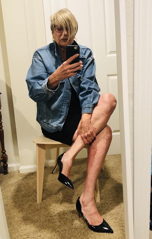 I love the look of this jacket with black patent leather heels.