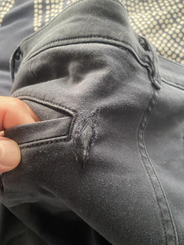 Rip location in all 3 pairs.