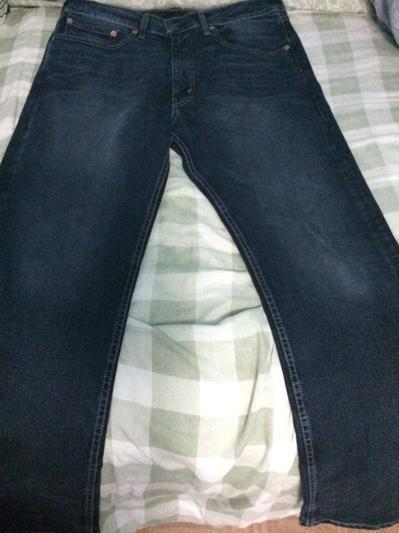 Front W room light on.