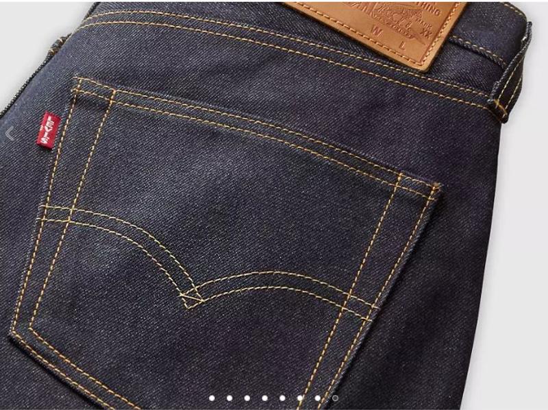 Verschillend label maar beide van Levis