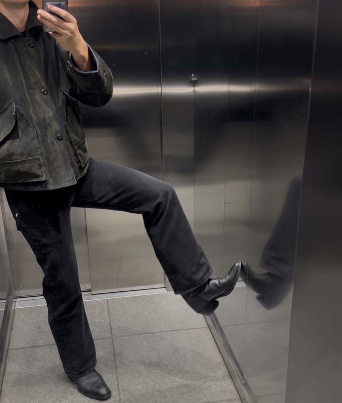 Elevator selfie with new jeans