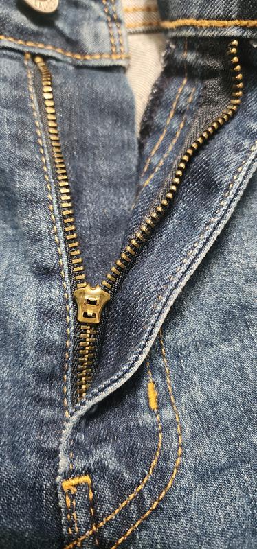 Broken Zipper