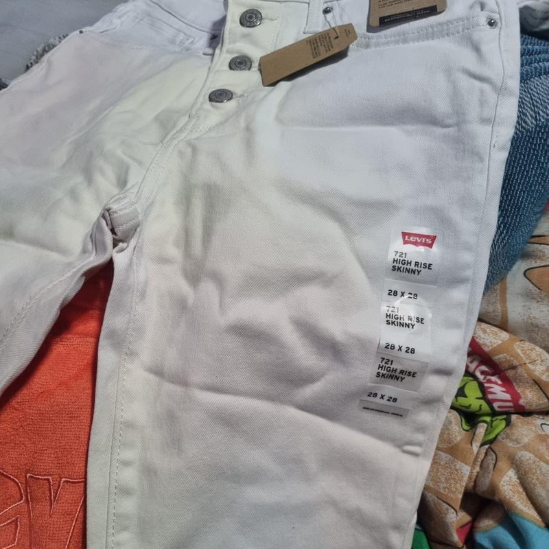 And the yellow one, honestly looks like pee.