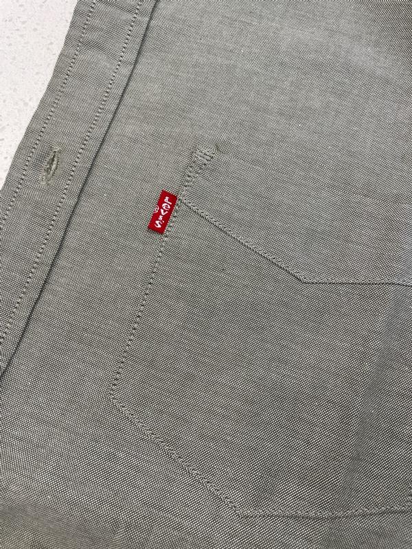 Levi’s classic short sleeved shirt Pocket