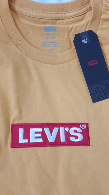 Chest Boxtab Logo Tee Shirt - Yellow | Levi's® US