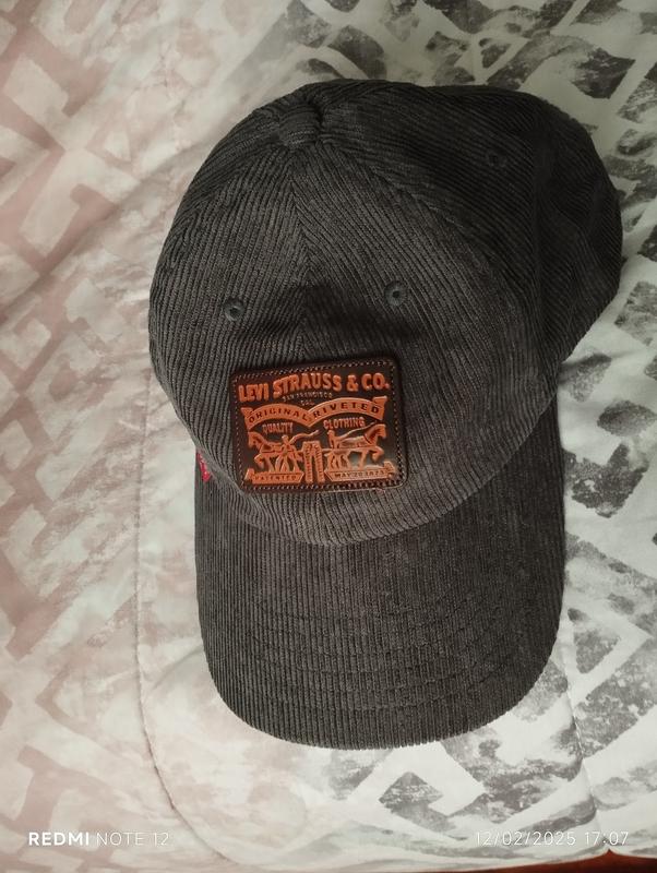 Gorra de pana gris