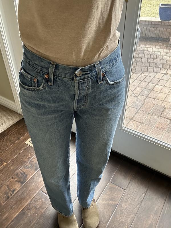 This isn’t the light wash as shown above, but they fit exactly the same!!