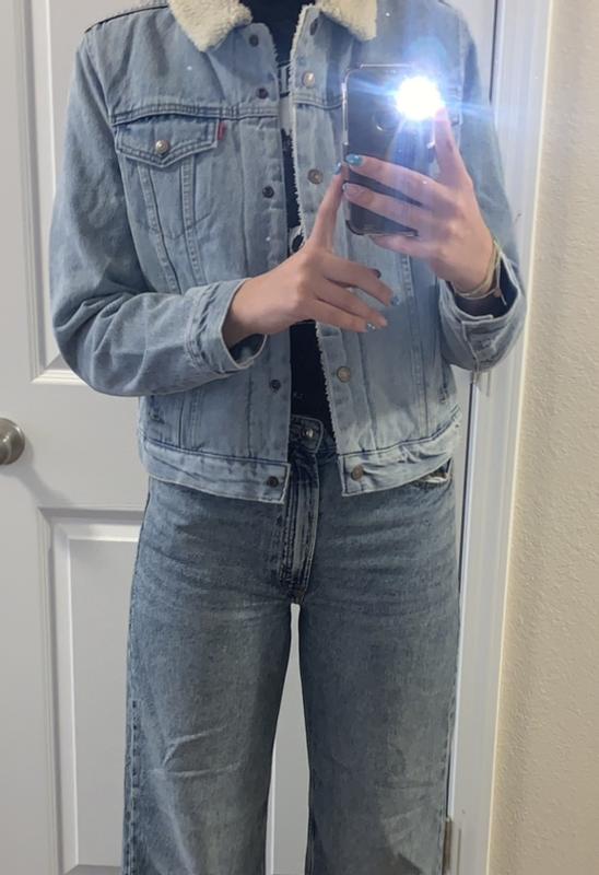 Buttons open