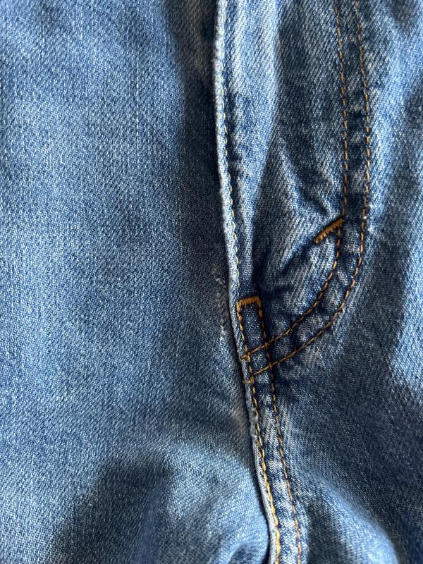 there its the problem with these jeans are broken and I was wearring twice