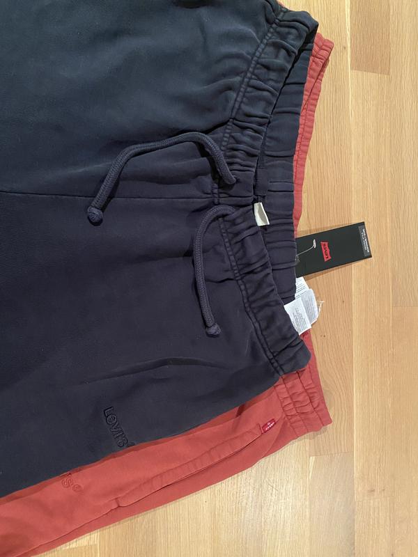 Ruim 4cm groter dit is beide maat Large