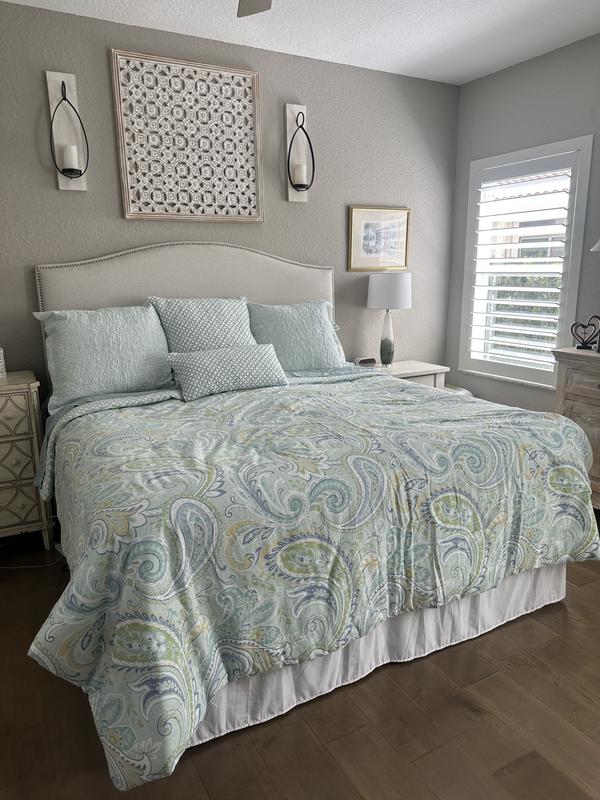 Customer carousel item 2.