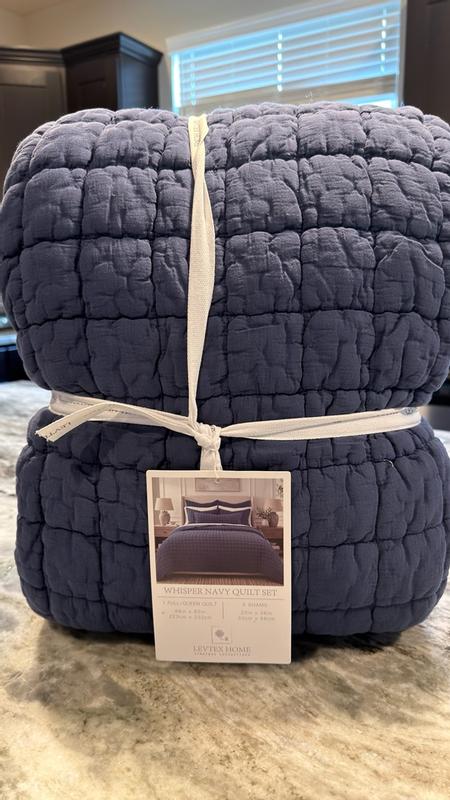 Customer carousel item 7.