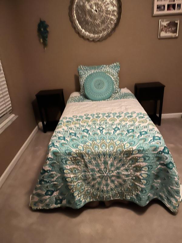 Customer carousel item 1.