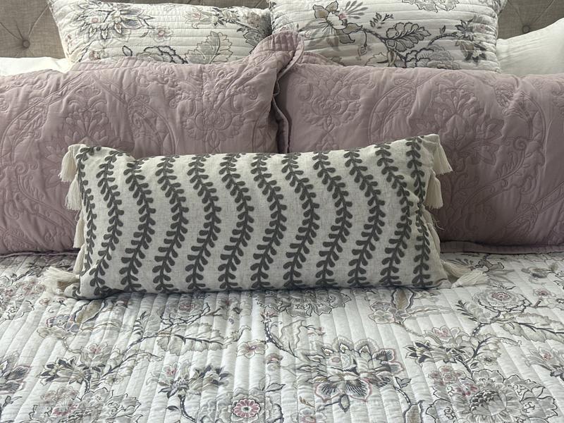 Customer carousel item 3.