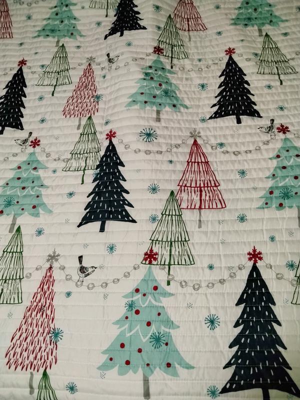 Christmas tree quilt close up
