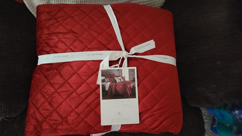 Levtex Home - Red Velvet Full/Queen Quilt Set